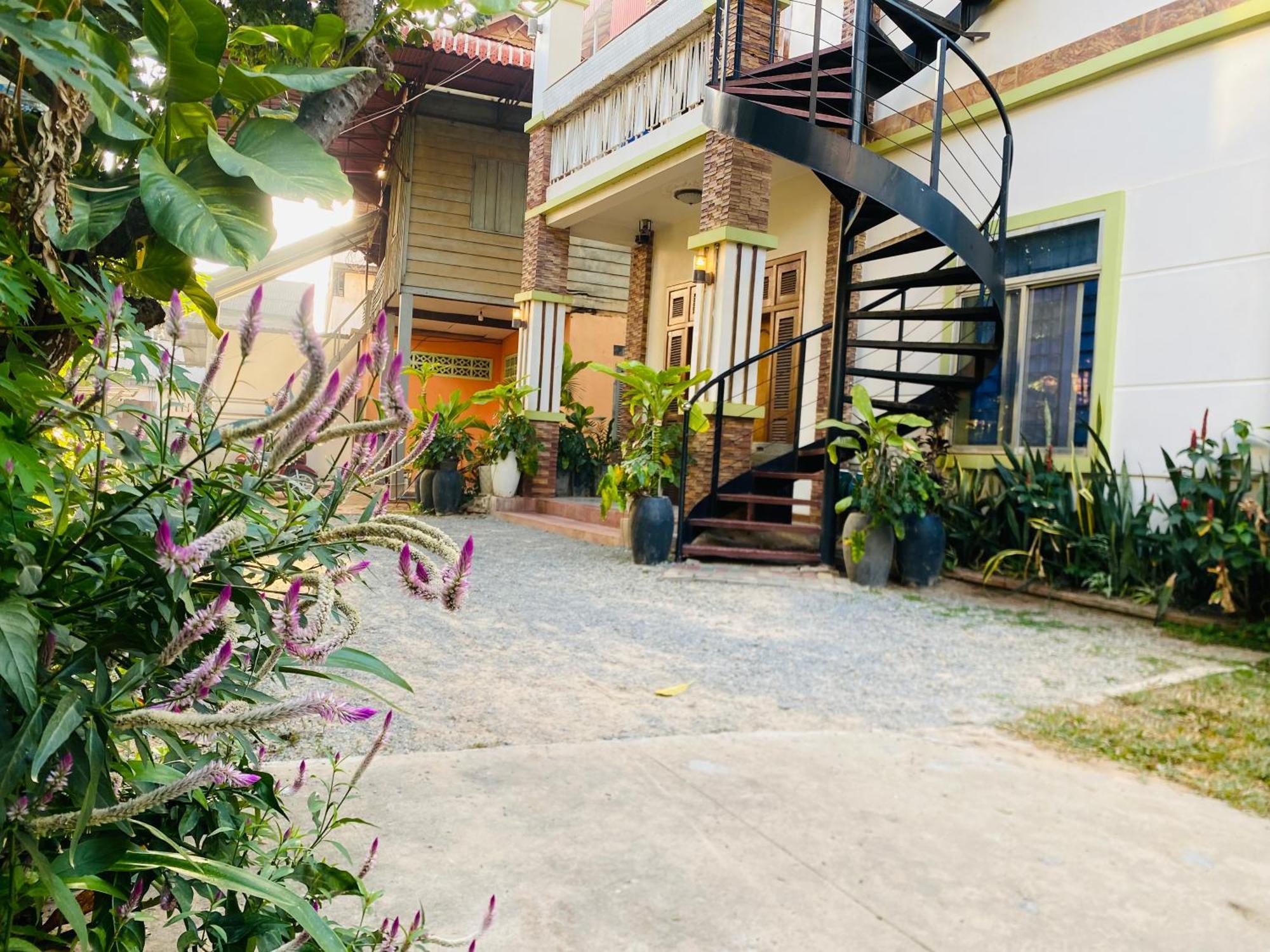Sophat Villa Siem Reap Exterior photo